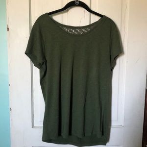 Madison & Berkeley Olive T-shirt XL crochet inset